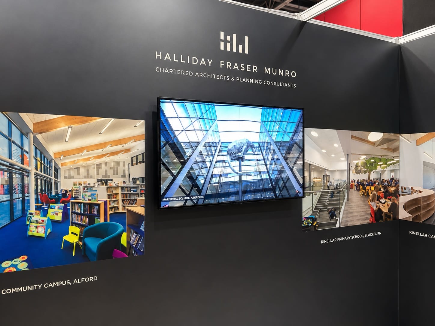 Digital signage display