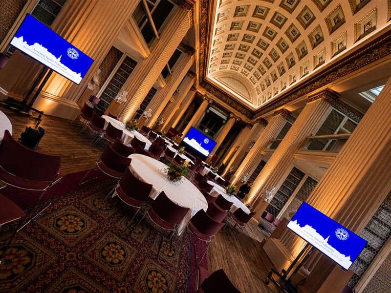 Awards dinner AV production and event presentation technology